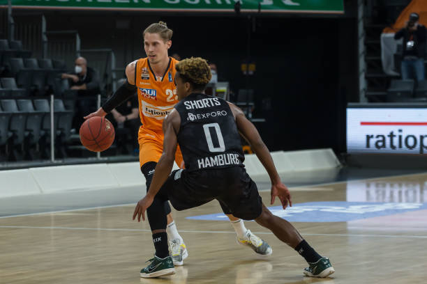 战术调整和 战术调整和