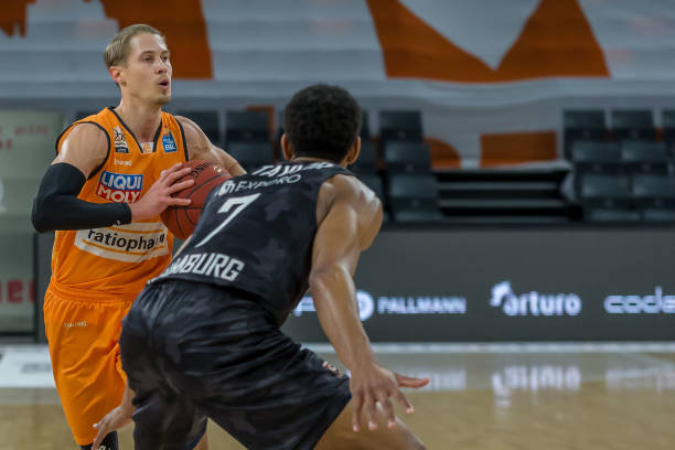 头部遭受撞 头部遭受撞