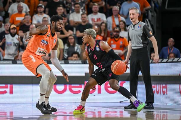 万项在本次 万项在本次